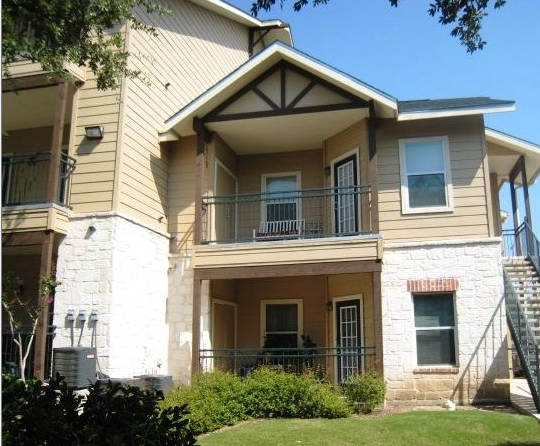 Exterior View of Schertz Texas Apartments