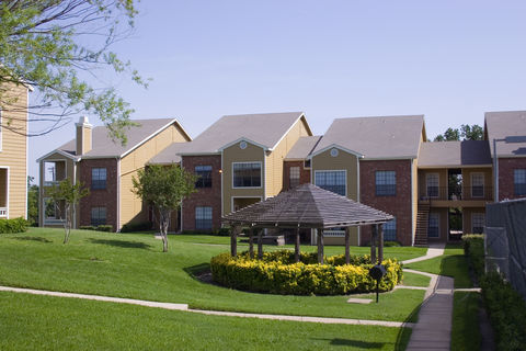 Exterior View of Foxborough Apartments