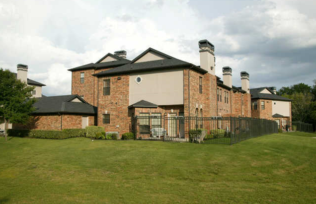 Villas at Parkside Apartments Exterior View
