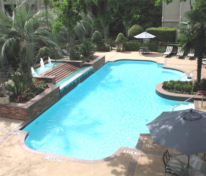Sparkling Pool at these Houston Galleria Apartments