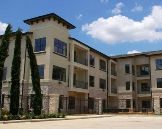 New Champions Apartments in Houston