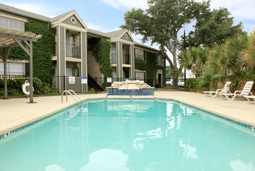 East Austin Apartments with Sparkling Pool
