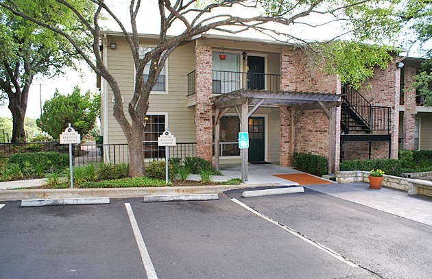 Austin South Congress Apartments Exterior View