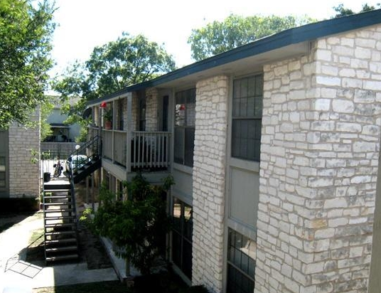 Exterior View of Buttercup Creek Apartments Cedar Park Texas