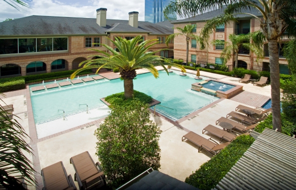 Houston Greenway Plaza Apartments - Camden Greenway