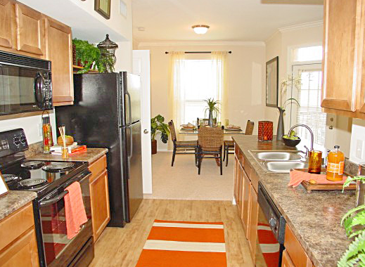 Gourmet Kitchens at Estancia San Miguel Apartments