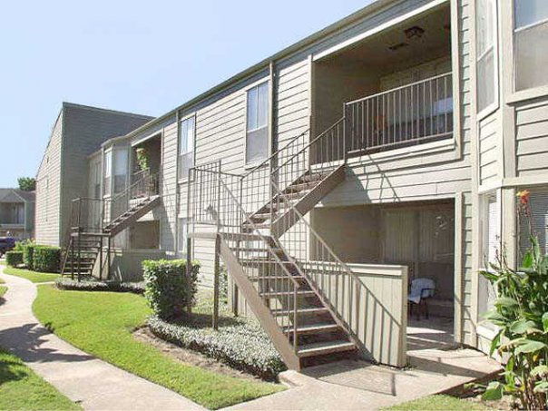 Medical Center Apartments in Houston at Broadmead