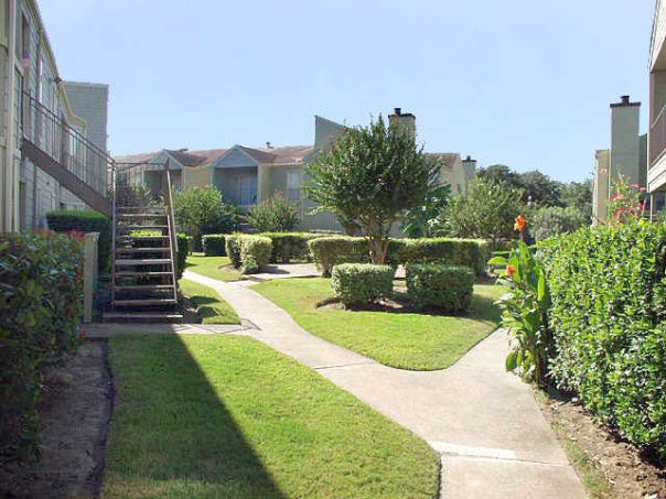Medical Center Apartments in Houston at Broadmead