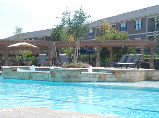 General Photo of Legends at Lowes Farm Apartments Mansfield TX