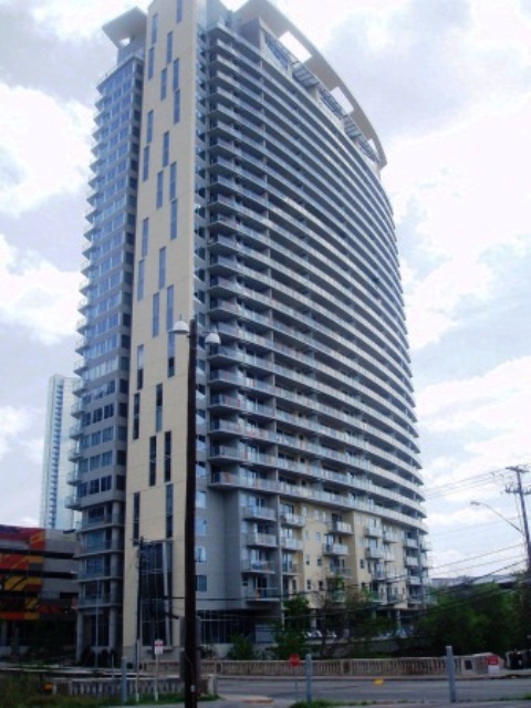 Monarch by Windsor Apartments - Austin, TX Austin High Rise Apartments - Monarch by Windsor