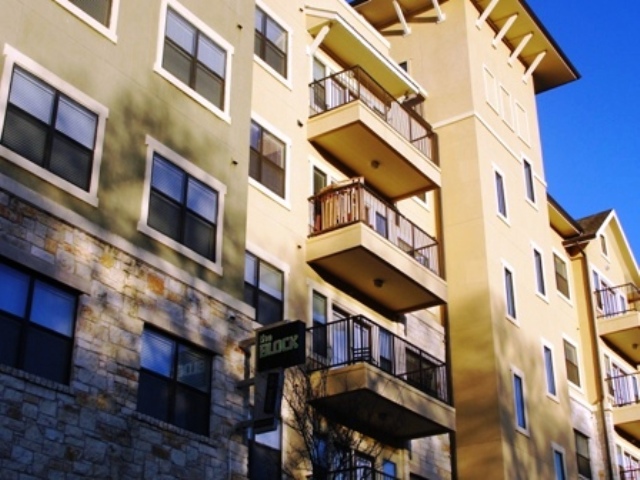 Block on Leon Apartments - Austin, TX